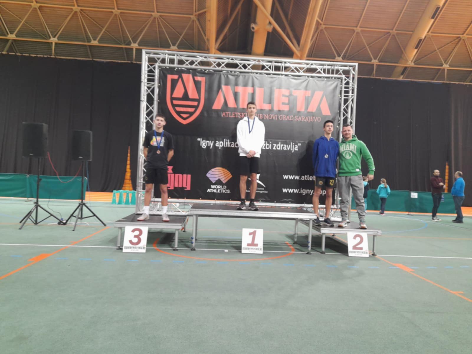 atletazetra2
