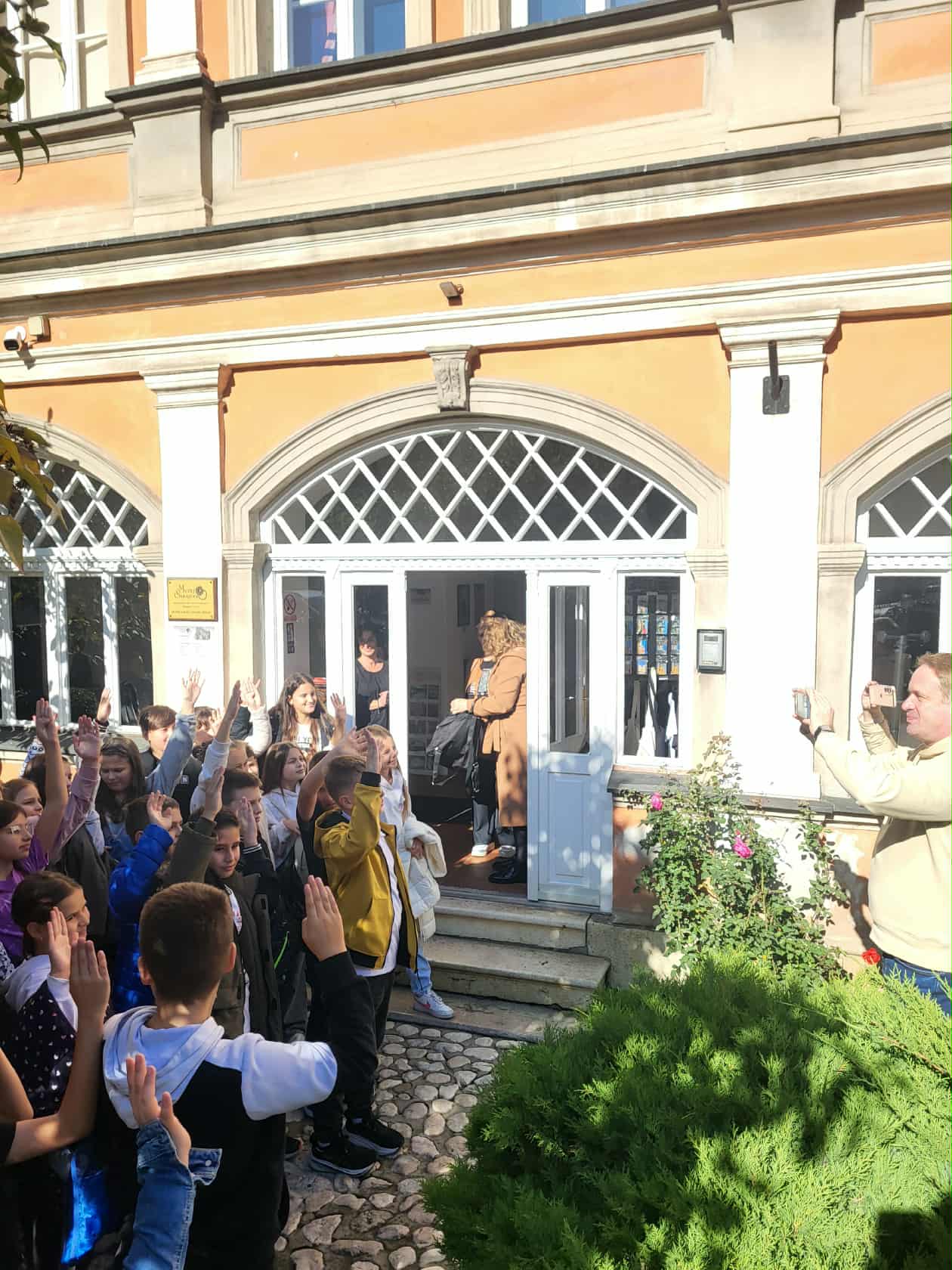 6729632a-8960-4882-b595-f7e620d50ef3