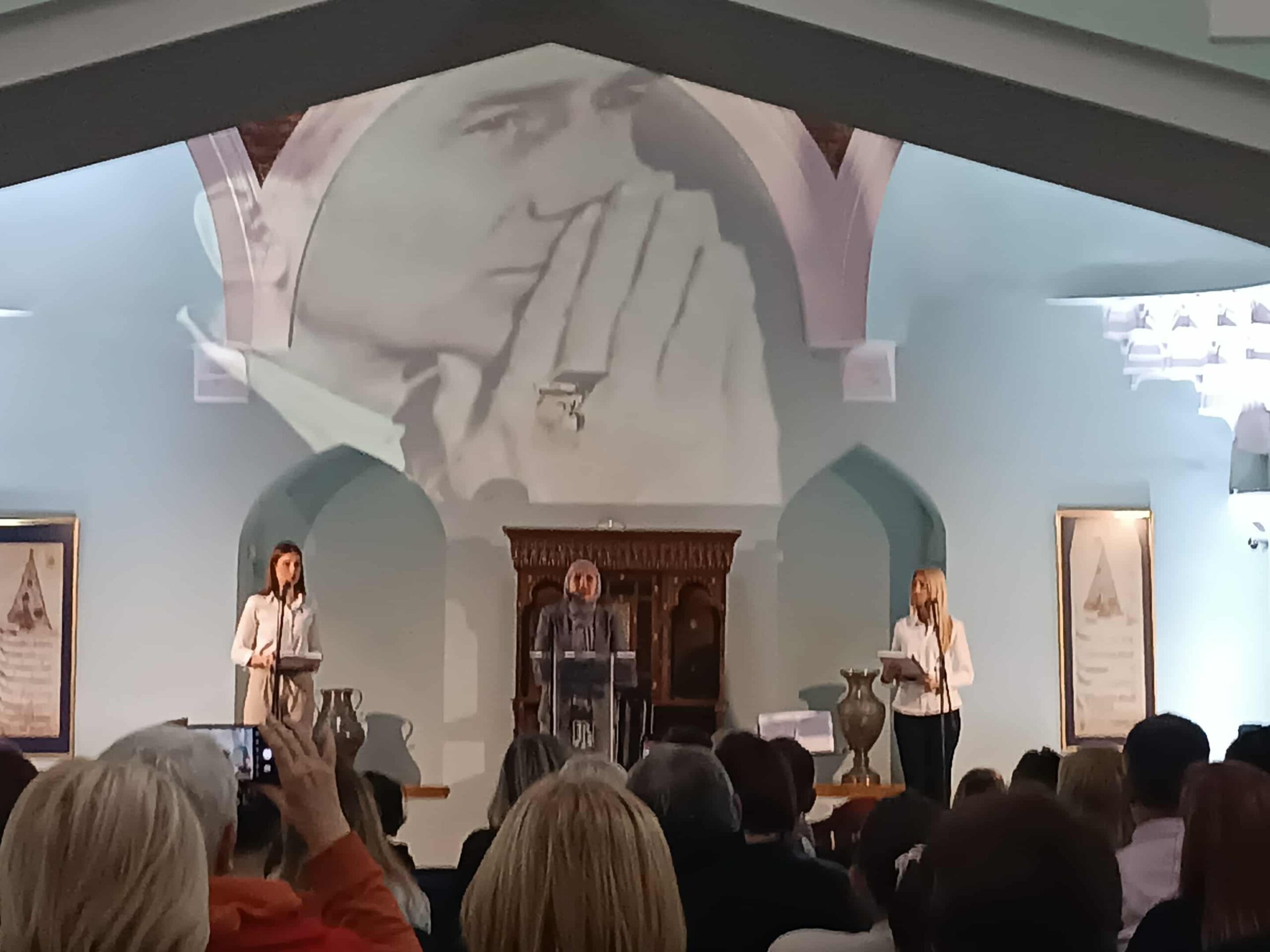 a27f6bf6-80f5-4e5f-bf3a-f59ee34cb0c0