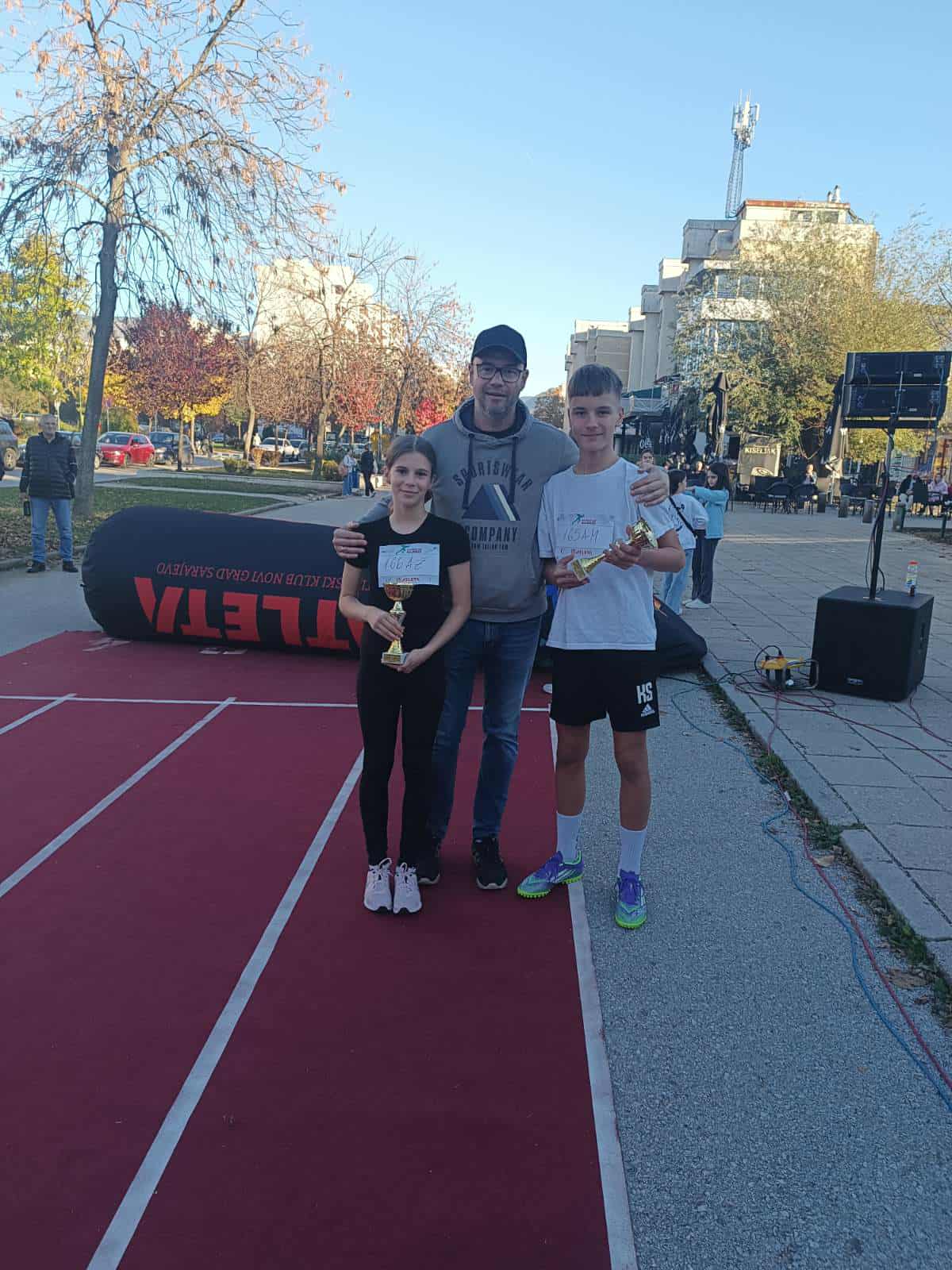 c5eb574b-44b1-41d6-b8ad-c54b27eab583