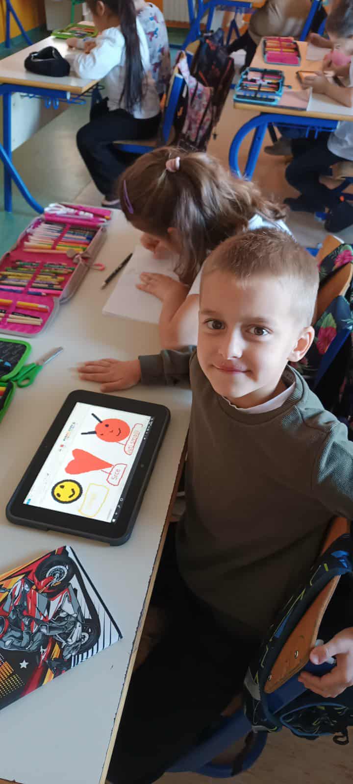 e71f6b43-061a-4774-9deb-6ee8386797eb