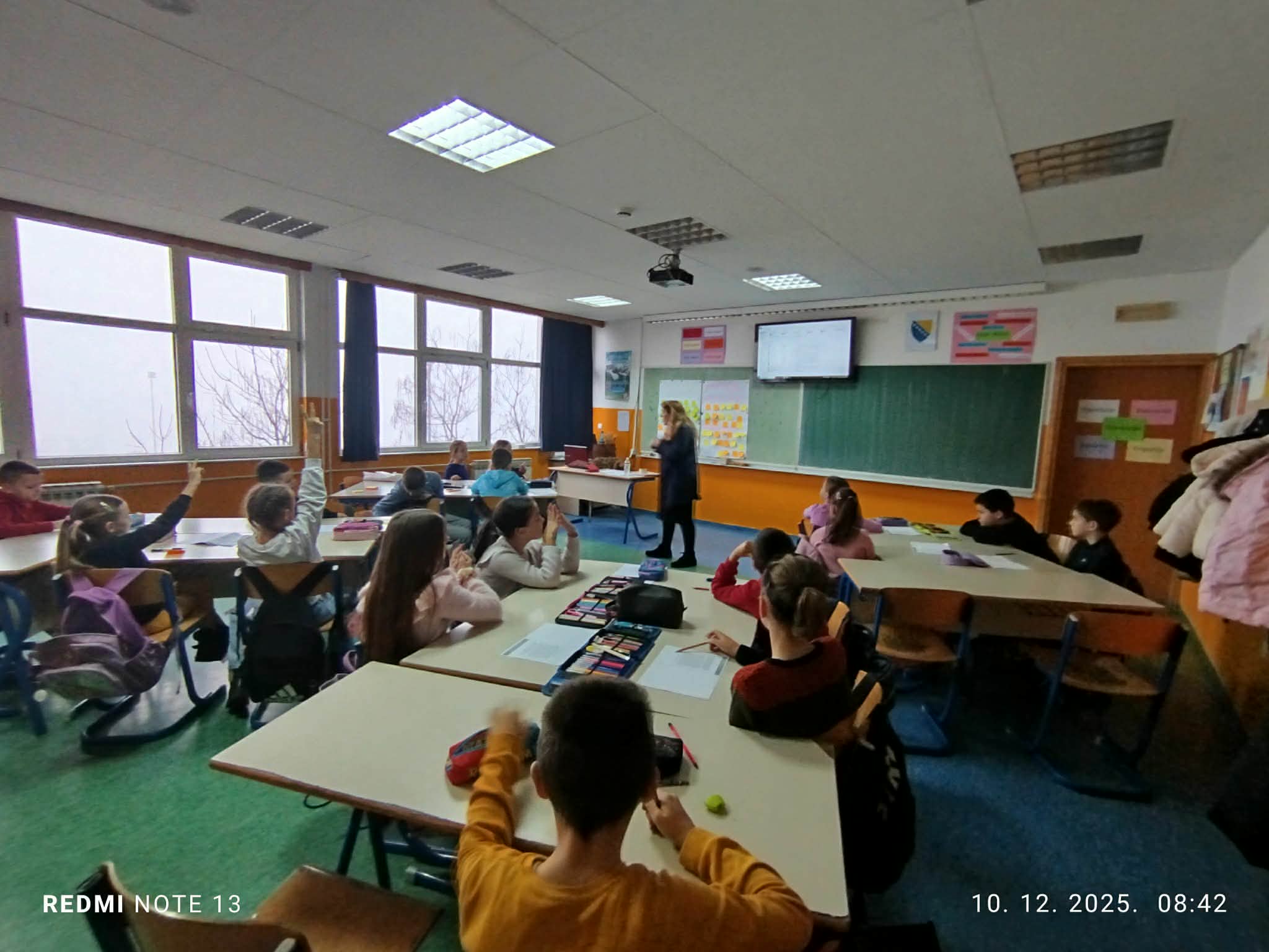 300b4469-896d-41d6-a799-5bf540a7b82d