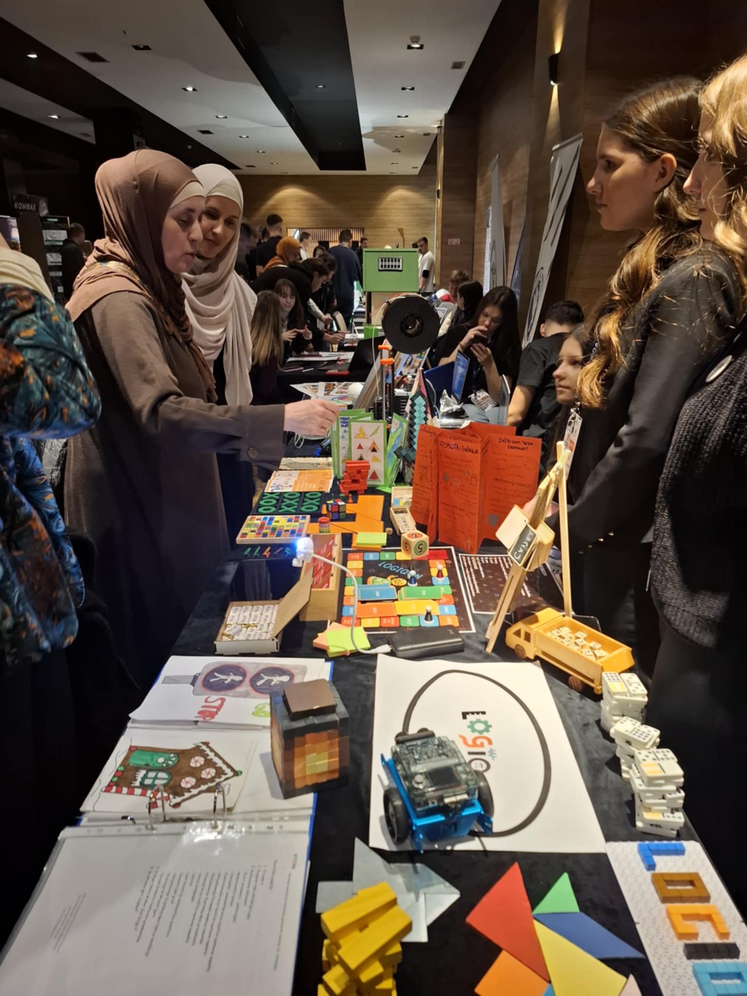 63e0a7d4-6476-458a-b343-bfdc74aa7ca9