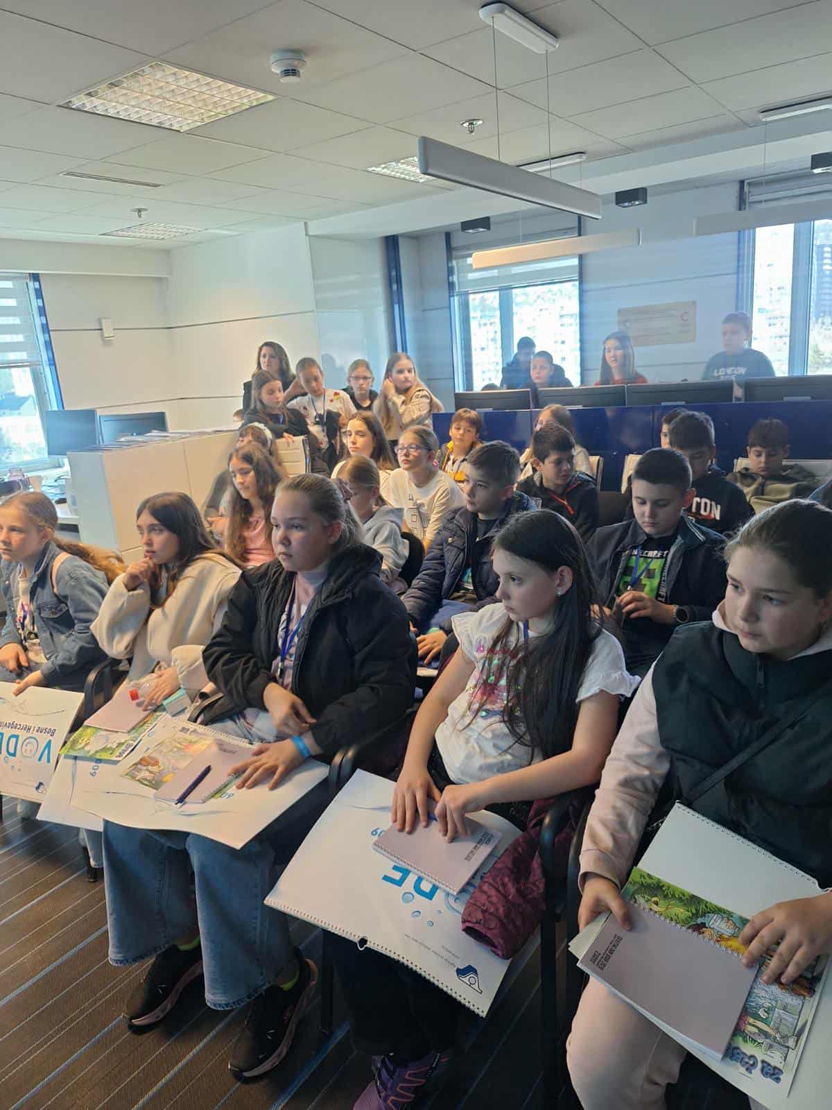 e723ea2a-e698-4cd5-b43e-21cc82f97286