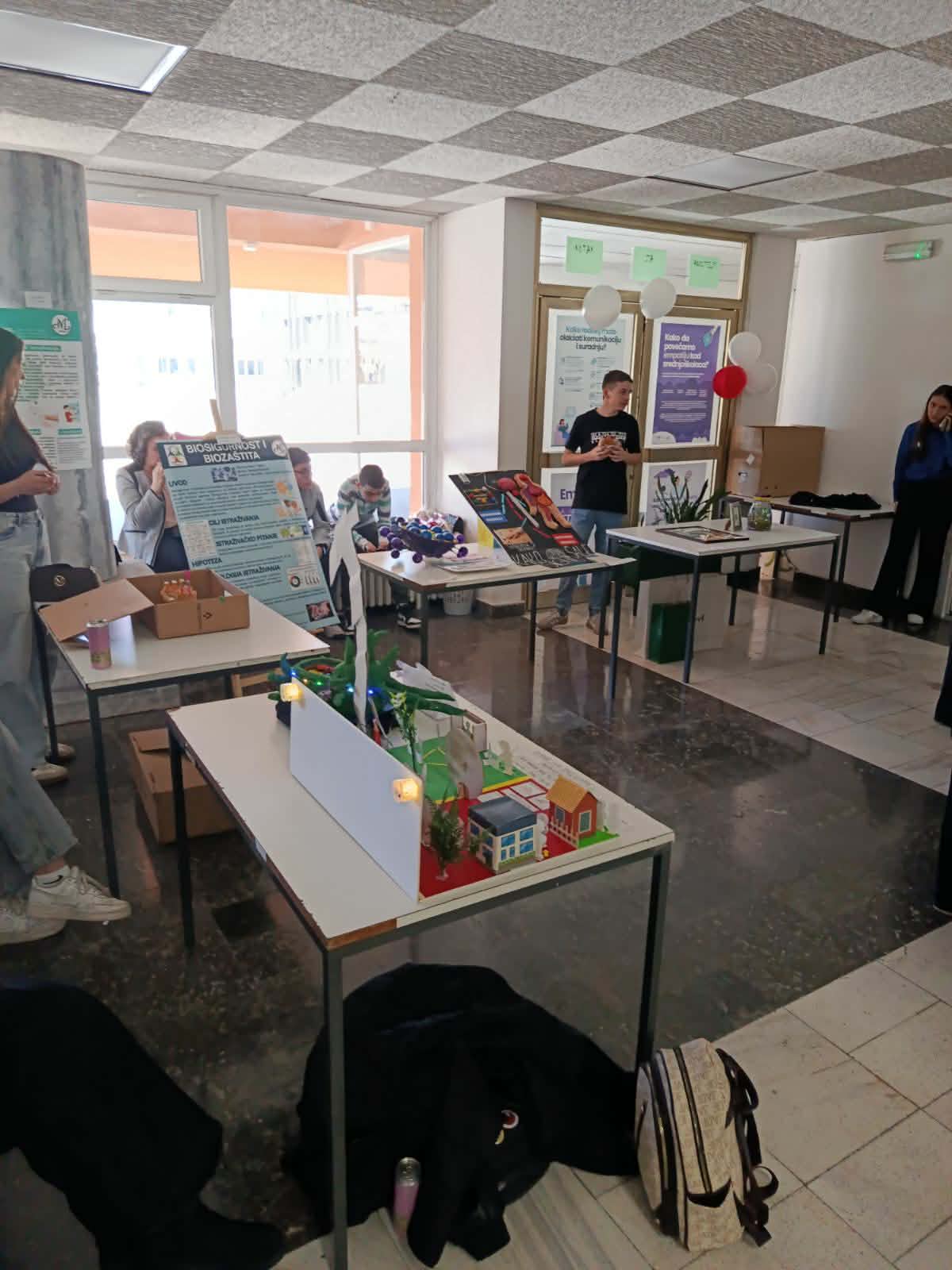 6406fc19-c33a-4d09-a42f-9f74efdd6a44