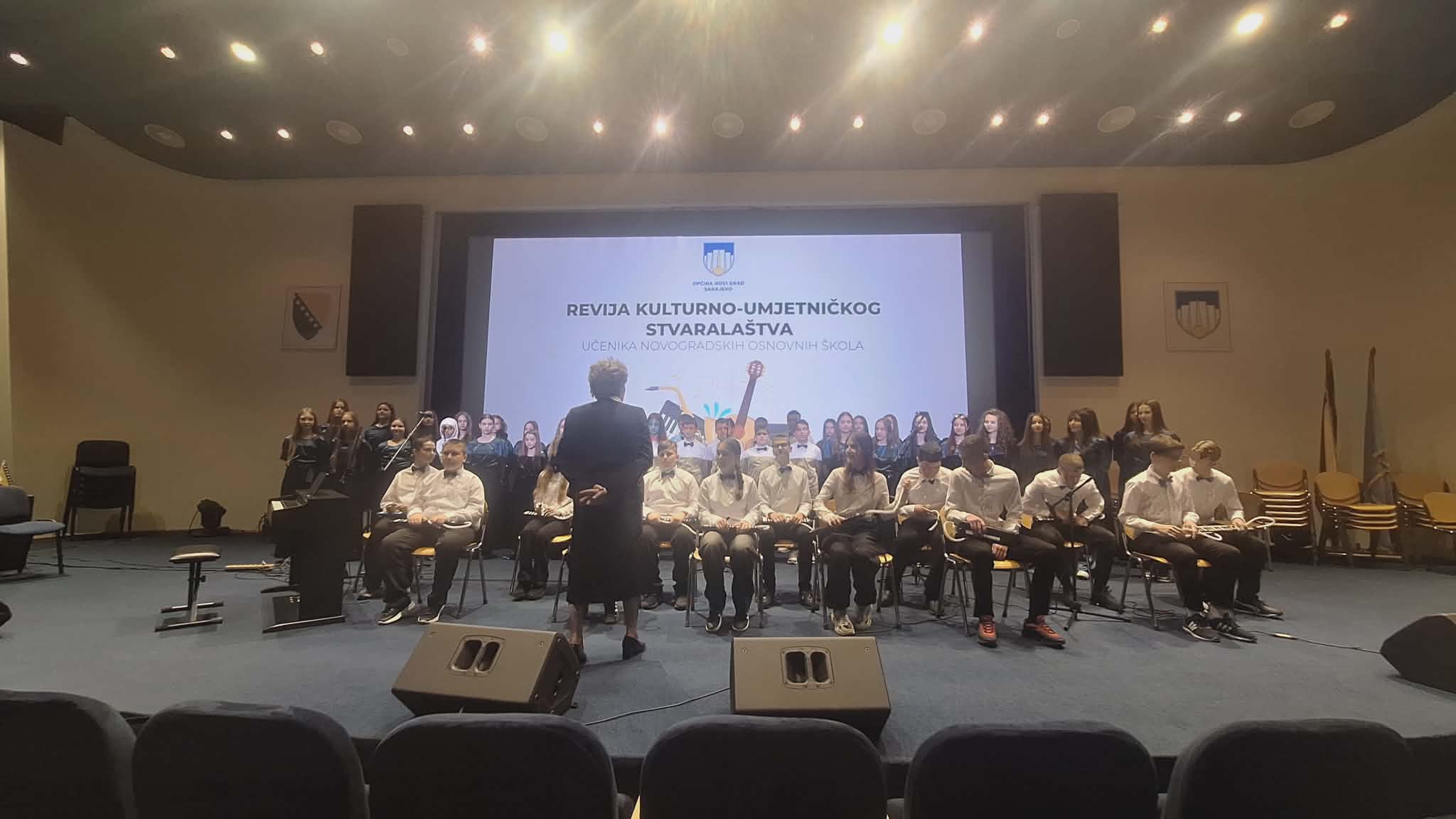 c9ce99eb-27f0-4a4c-ad7c-913ea9a28759