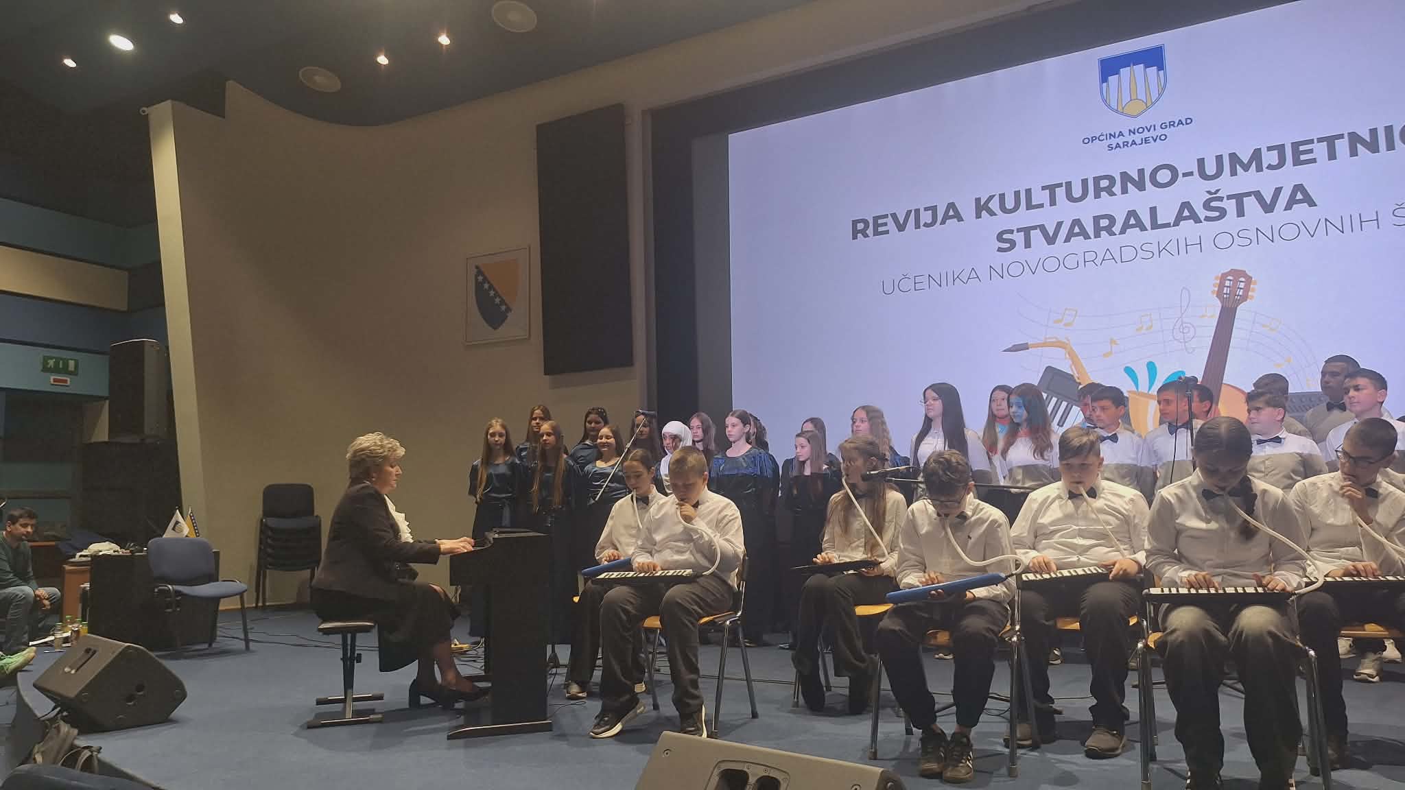 d7b02c71-ef57-4fa1-a449-c89ecbe5efa3